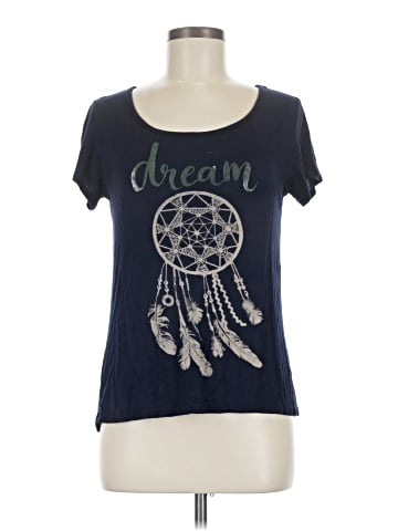 Free Kisses Short Sleeve T-Shirt (view 1)