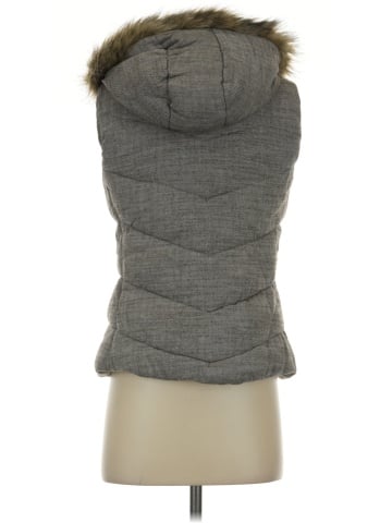 Gap Outlet Vest (view 2)