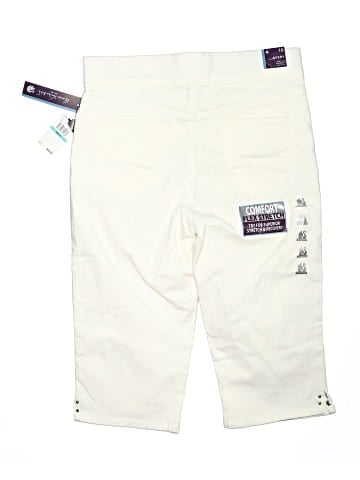 Gloria Vanderbilt Cargo Shorts (view 2)