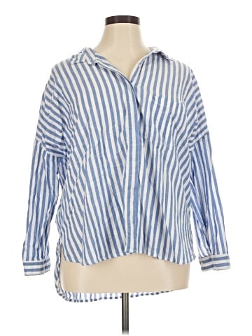 Curve Appeal 3/4 Sleeve Button-Down Shirt (view 1)