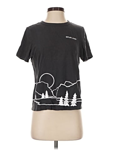 Old Navy Active T-Shirt (view 1)
