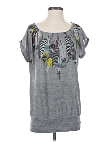 Twenty One Short Sleeve Top (view 1)