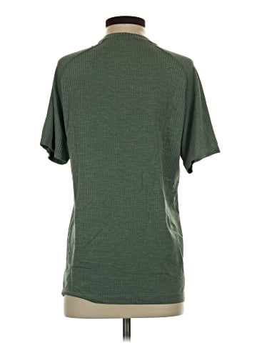 Lululemon Athletica Short Sleeve T-Shirt (view 2)