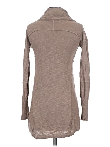 Kaisely Long Sleeve Turtleneck (view 2)