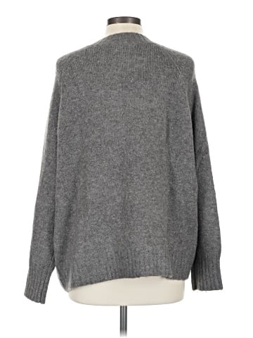 Old Navy Pullover Sweater (view 2)