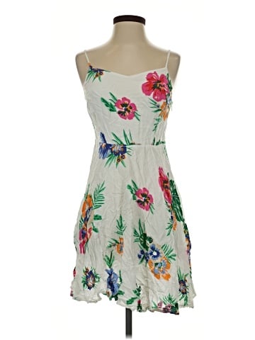 Old Navy Casual Dress (view 1)