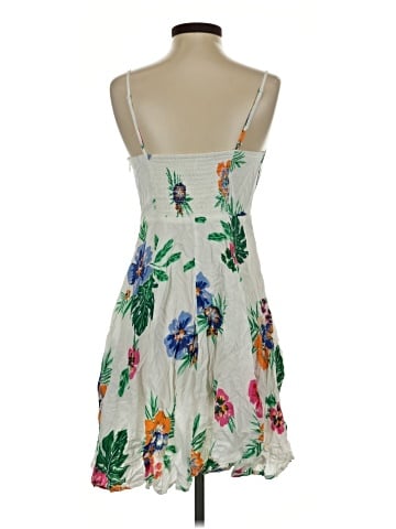 Old Navy Casual Dress (view 2)
