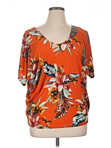 Kim & Cami Short Sleeve T-Shirt (view 1)