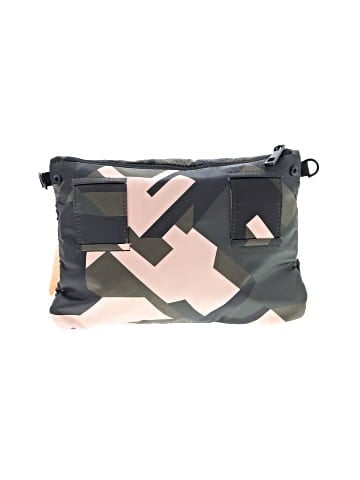 Unbranded Wristlet (view 2)