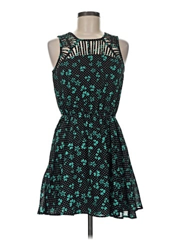Candie's Casual Dress (view 1)