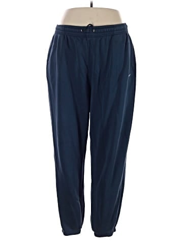 Nike Casual Pants (view 1)