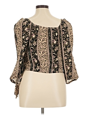American Eagle Outfitters 3/4 Sleeve Blouse (view 2)