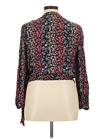 American Eagle Outfitters Long Sleeve Blouse (view 2)