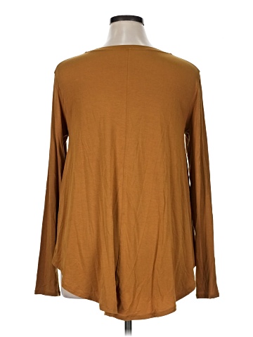Lululemon Athletica Long Sleeve T-Shirt (view 2)