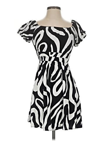 Monteau Casual Dress (view 1)