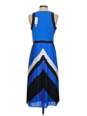 Banana Republic Cocktail Dress (view 2)