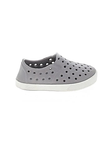 Old Navy Water Shoes (view 1)