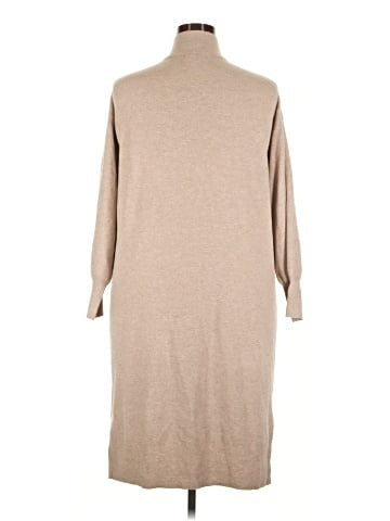 Ava & Viv Casual Dress (view 2)