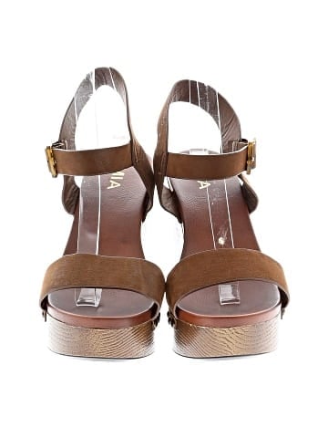 Mia Wedges (view 2)