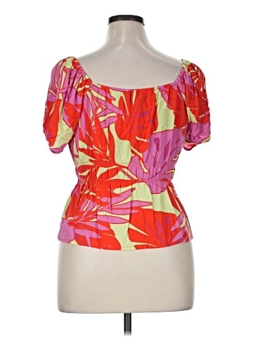 Sanctuary Short Sleeve Blouse (view 2)