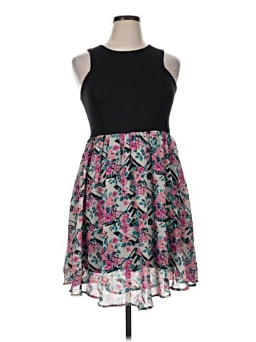 Xhilaration Cocktail Dress (view 1)