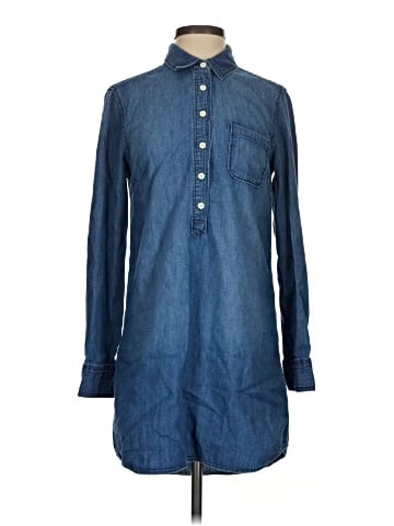 Gap Outlet Long Sleeve Button-Down Shirt (view 1)