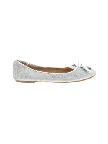 Coach Flats (view 1)