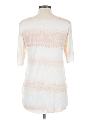 Maurices Short Sleeve T-Shirt (view 2)