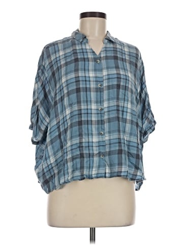 Holding Horses 3/4 Sleeve Button-Down Shirt (view 1)