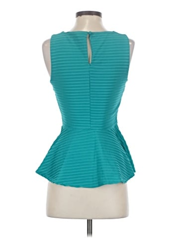 Bisou Bisou Sleeveless Top (view 2)