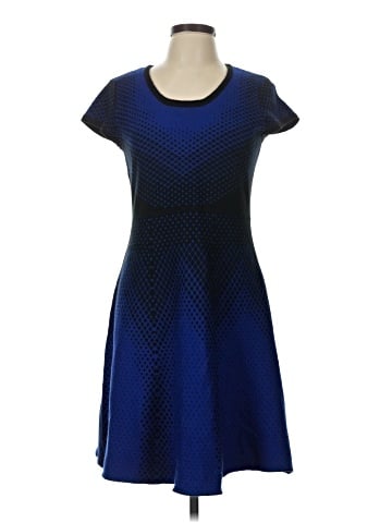 Sandra Darren Casual Dress (view 1)