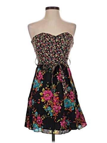 Xhilaration Cocktail Dress (view 1)