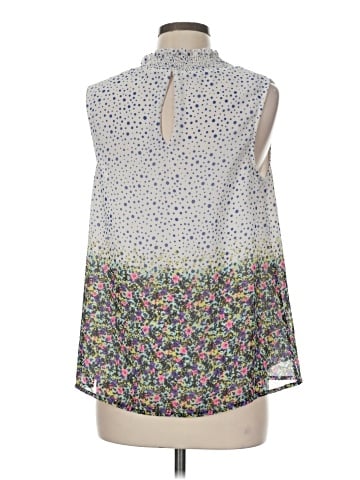 Le Lis Sleeveless Blouse (view 2)