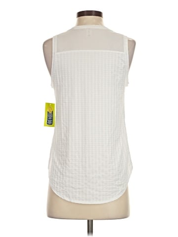 Assorted Brands Sleeveless T-Shirt (view 2)