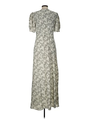 Madewell Puff-Sleeve V-Neck Midi Dress in Floral (view 2)