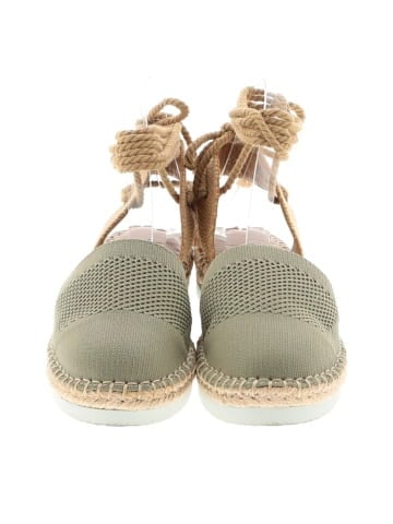 Crown Vintage Flats (view 2)