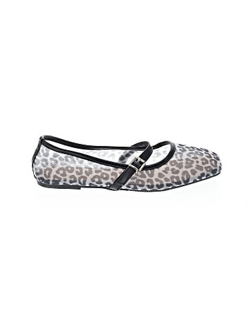 Unbranded Flats (view 1)