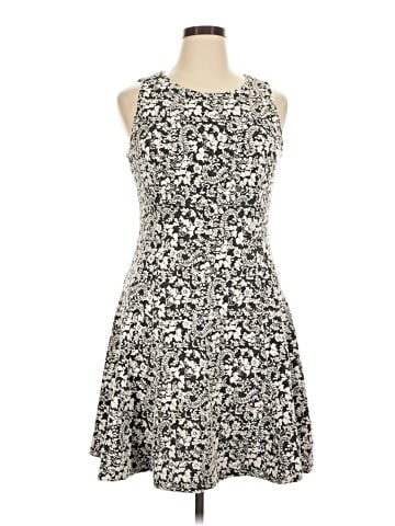 Ivanka Trump Casual Dress (view 1)