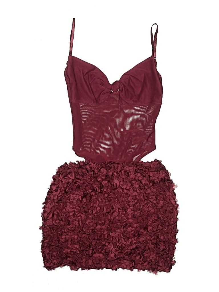 Outcast Cocktail Dress In Burgundy