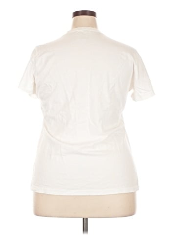 Nike Short Sleeve T-Shirt (view 2)