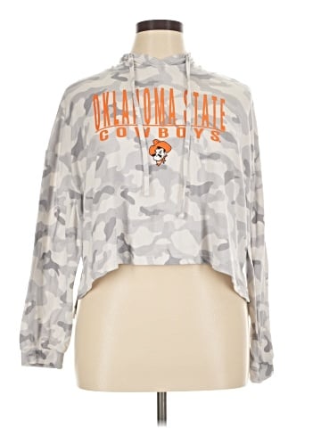 Concepts Sport Pullover Sweater (view 1)