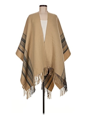 Ecote Poncho (view 1)