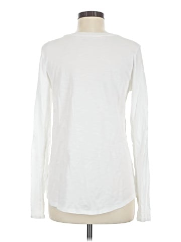Old Navy Long Sleeve T-Shirt (view 2)