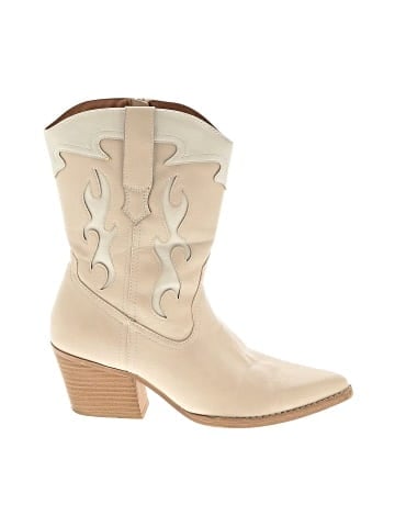 Universal Thread Boots (view 1)