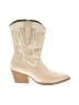 Universal Thread Ivory Boots Size 9 - photo 1