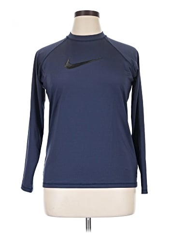 Nike 3/4 Sleeve T-Shirt (view 1)