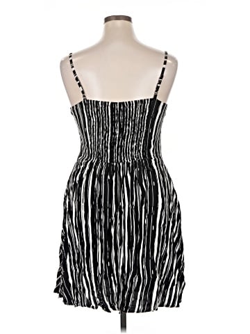Apt. 9 Casual Dress (view 2)