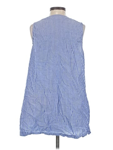 Heritage Sleeveless Button-Down Shirt (view 2)