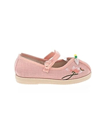 Unbranded Flats (view 1)