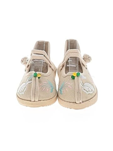 Unbranded Flats (view 2)